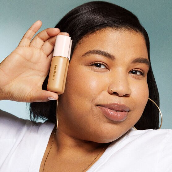 RARE BEAUT TINTED MOIST  40N  30ML